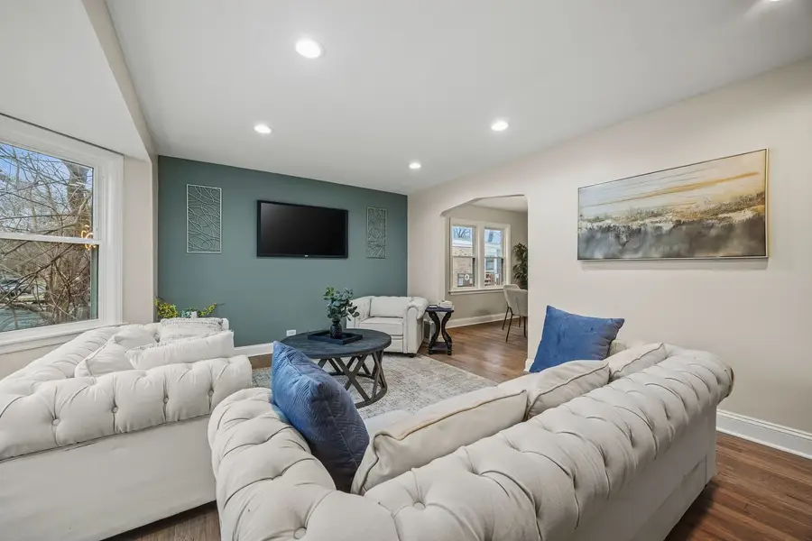 9908 S Maplewood Avenue, Chicago, IL 60655 - Image #3