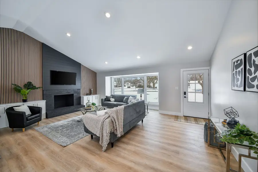 5740 Ridgewood Drive, Western Springs, IL 60558 - Image #3