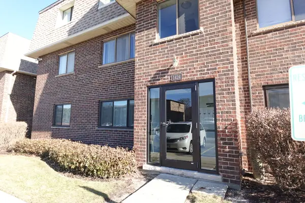 1424 Carol Court #3A, Palatine, IL 60074