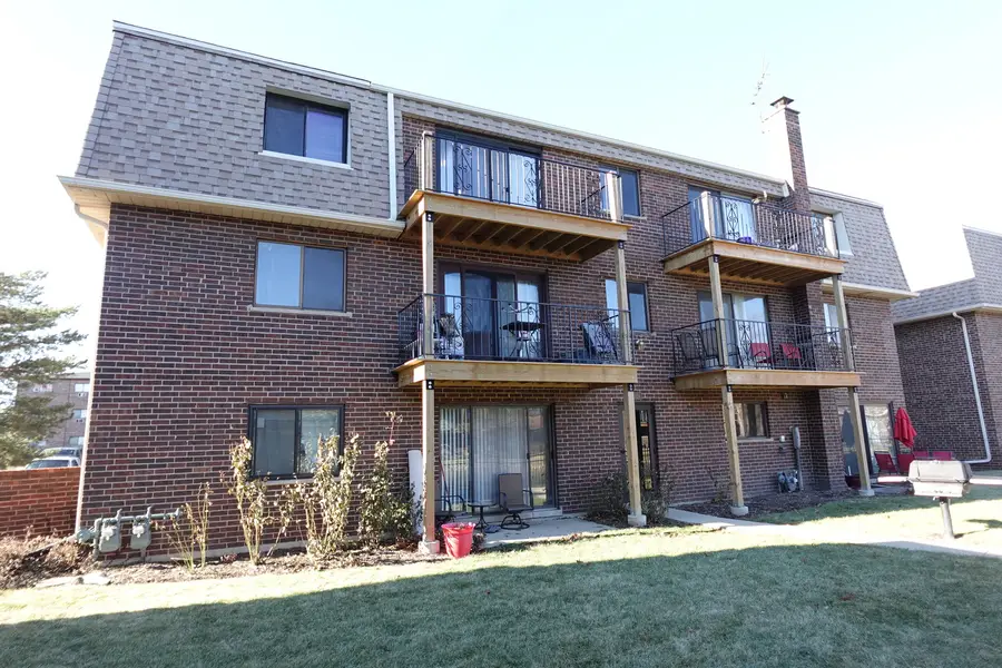 1424 Carol Court #3A, Palatine, IL 60074 - Image #2