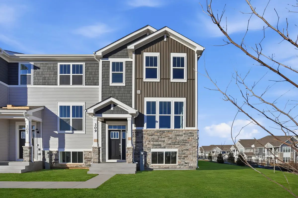 309 Settlers Place, West Dundee, IL 60118 - Image #1