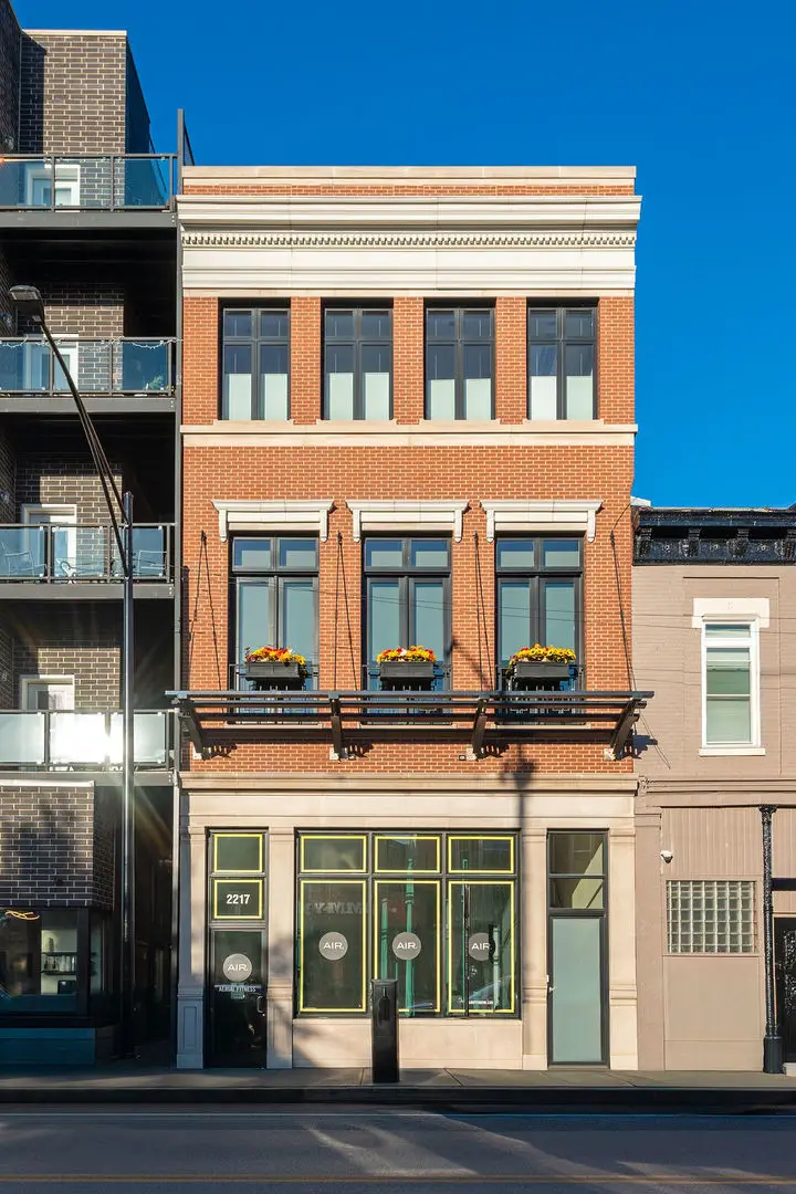 2217 N Clybourn Avenue, Chicago, IL 60614 - Image #1