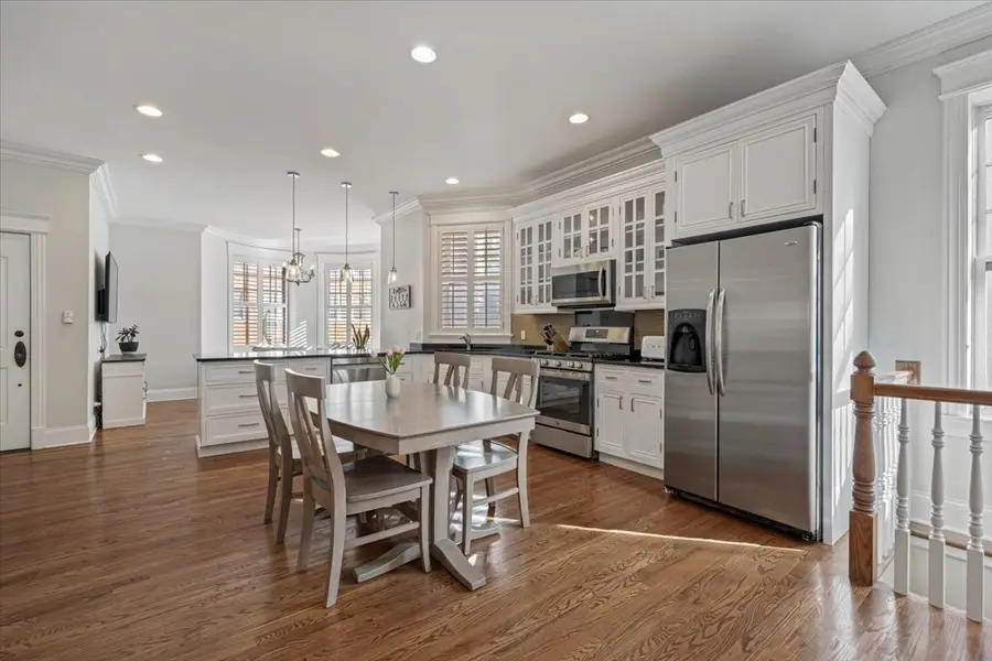 533 W Belmont Avenue #1, Chicago, IL 60657 - Image #3