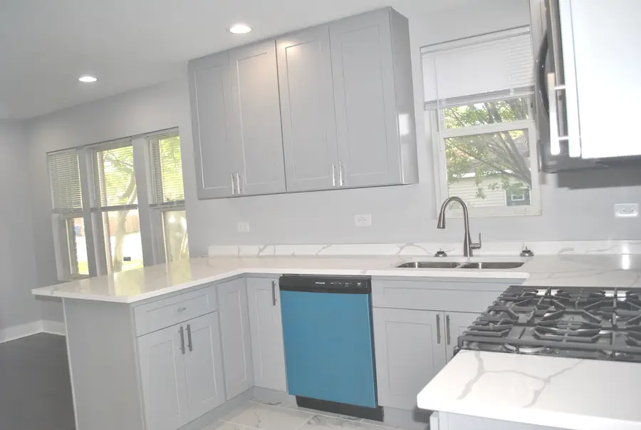 10052 S Green Street, Chicago, IL 60643 - Image #3