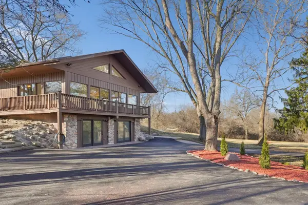 120 Old Barrington Road, North Barrington, IL 60010