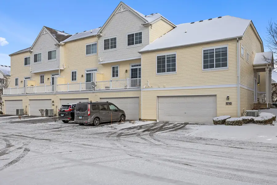 1710 Dogwood Lane, Hanover Park, IL 60133 - Image #2