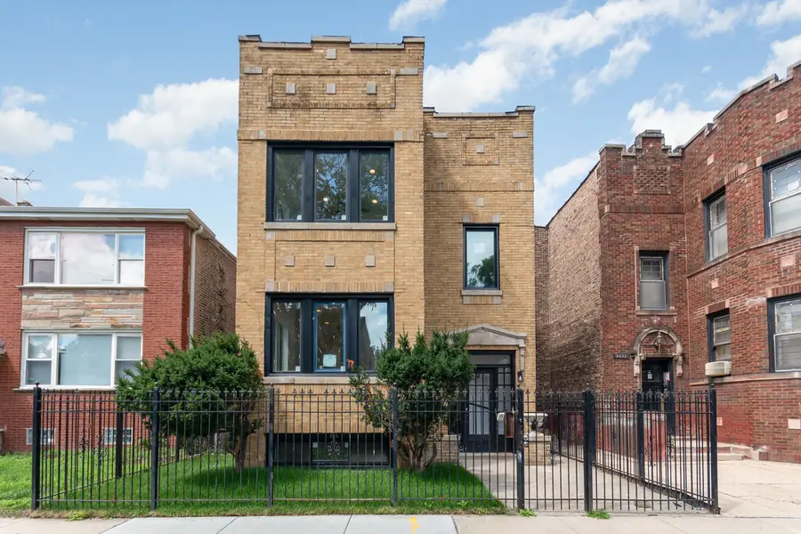 6336 S Eberhart Avenue, Chicago, IL 60637 - Image #2