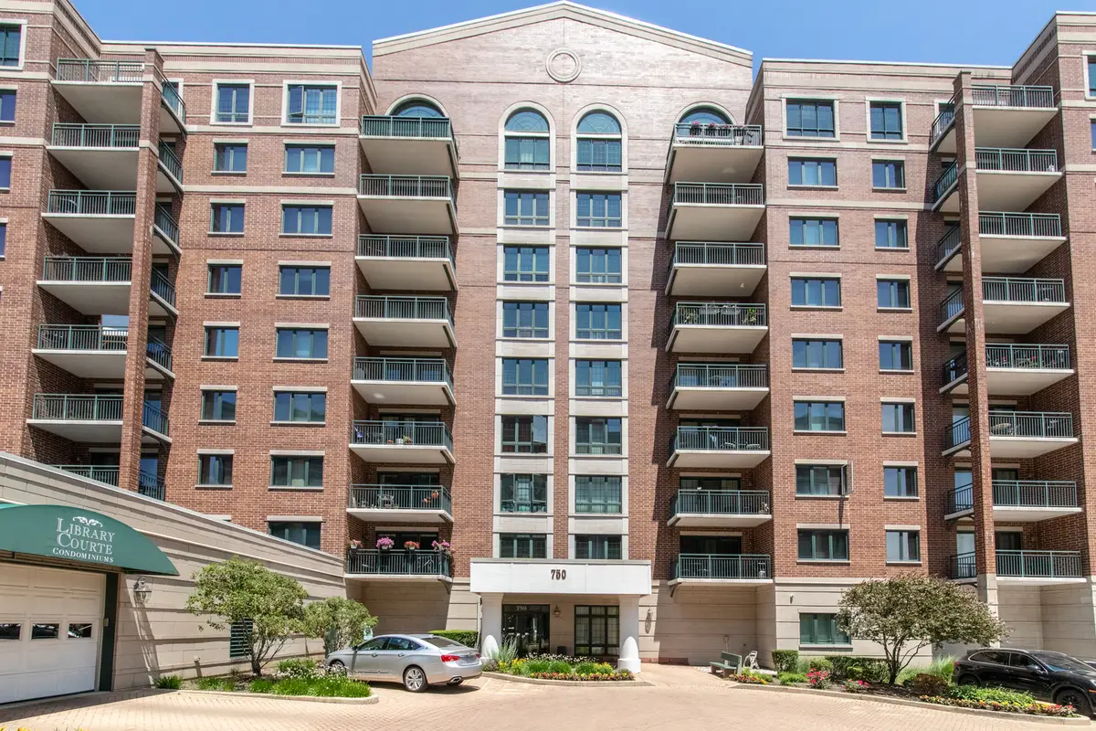 750 Pearson Street #904, Des Plaines, IL 60016 - Image #1