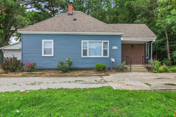 1601 N Mckinley Avenue, Champaign, IL 61821