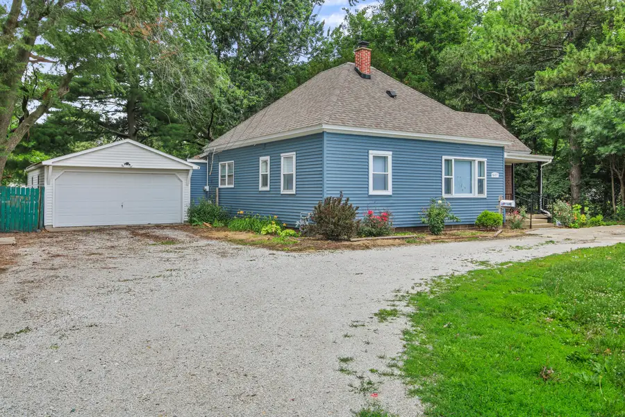 1601 N Mckinley Avenue, Champaign, IL 61821 - #2