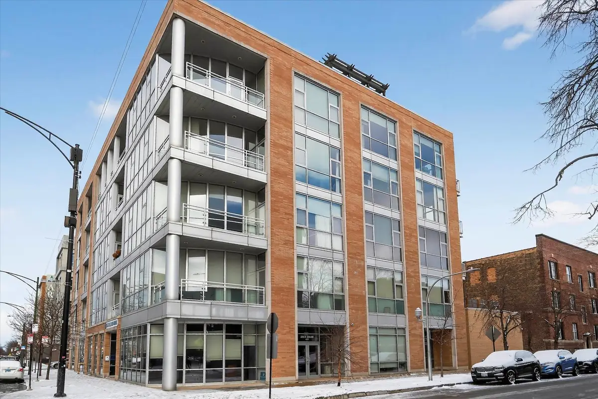 1550 W Cornelia Avenue #401, Chicago, IL 60657 - Image #1