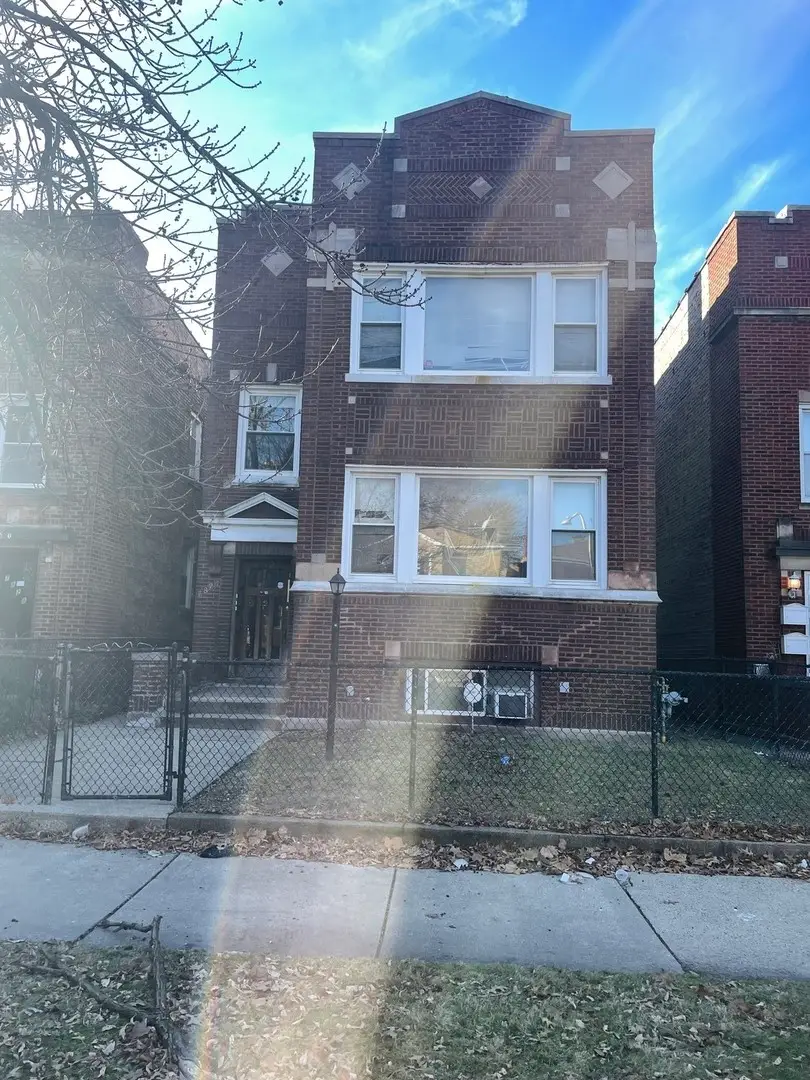 7824 S Ridgeland Avenue, Chicago, IL 60649 - Image #1