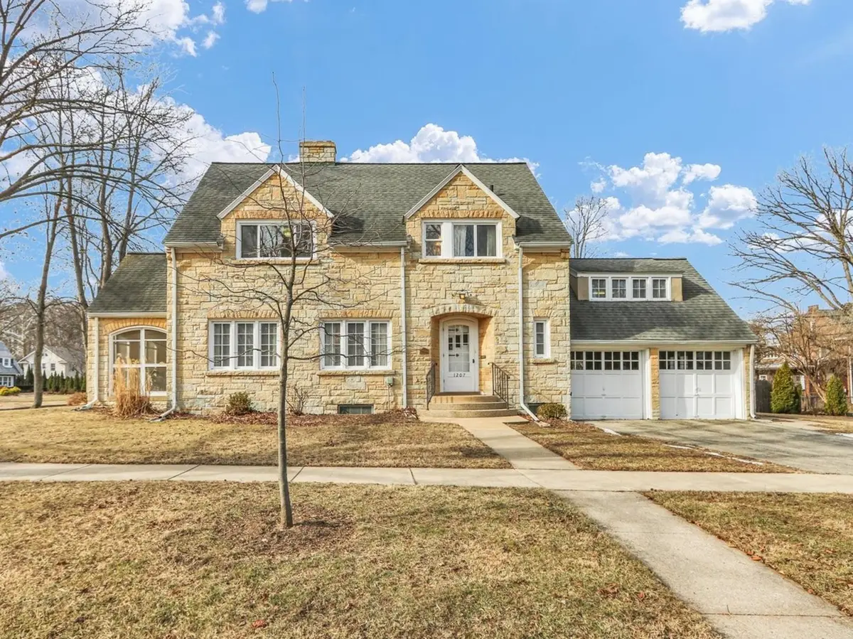 Address Withheld By Seller, Urbana, IL 61801 - Image #1