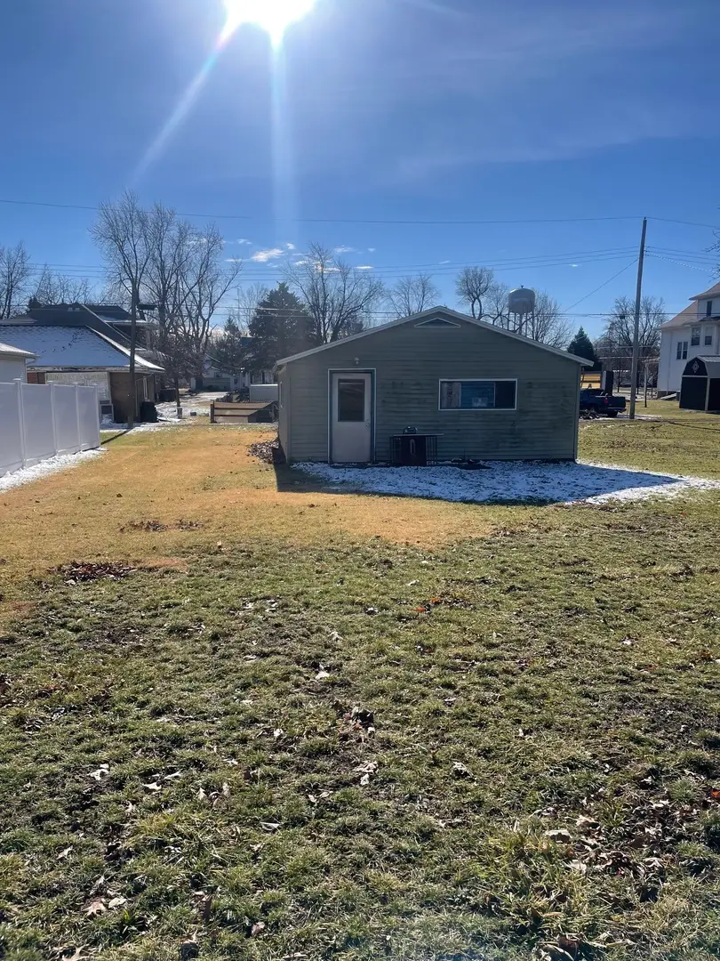 407 E Cherry Street, Chatsworth, IL 60921 - Image #1