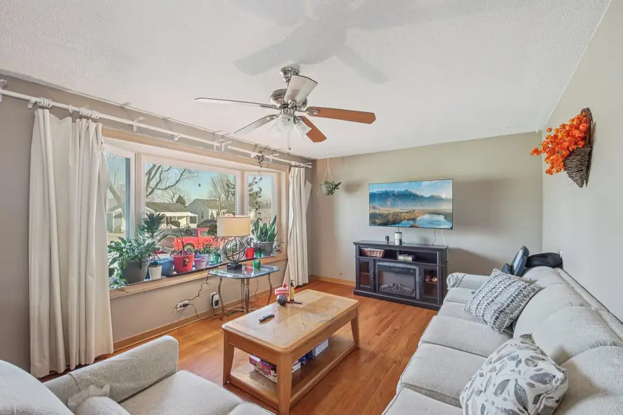 4604 Maple Avenue, Forest View, IL 60402 - Image #2