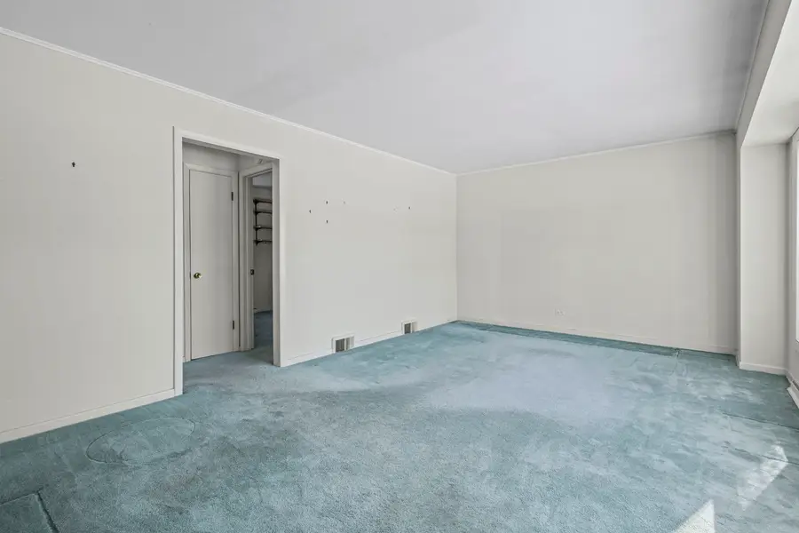 1021 Cedar Lane, Northbrook, IL 60062 - Image #3