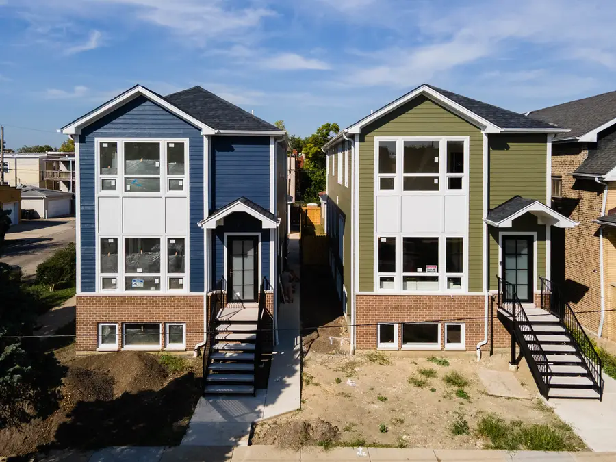 5256 W Newport Avenue, Chicago, IL 60641 - Image #2