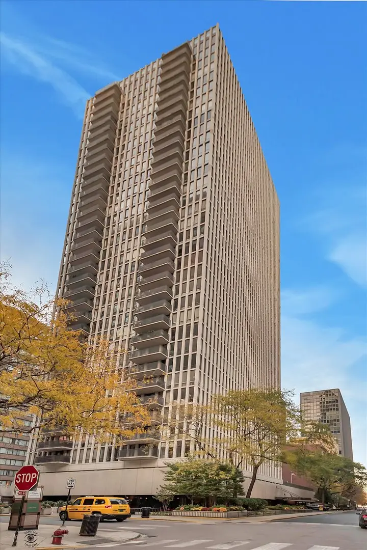 200 E Delaware Place #26E, Chicago, IL 60611 - Image #1