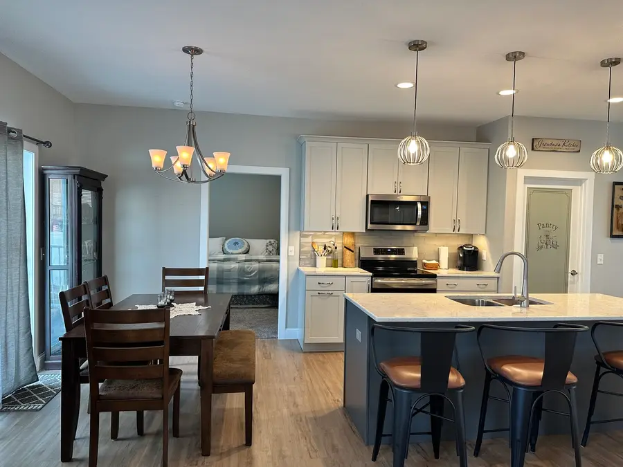 2 S Stephens Street, Preston, IA 52069 - #3