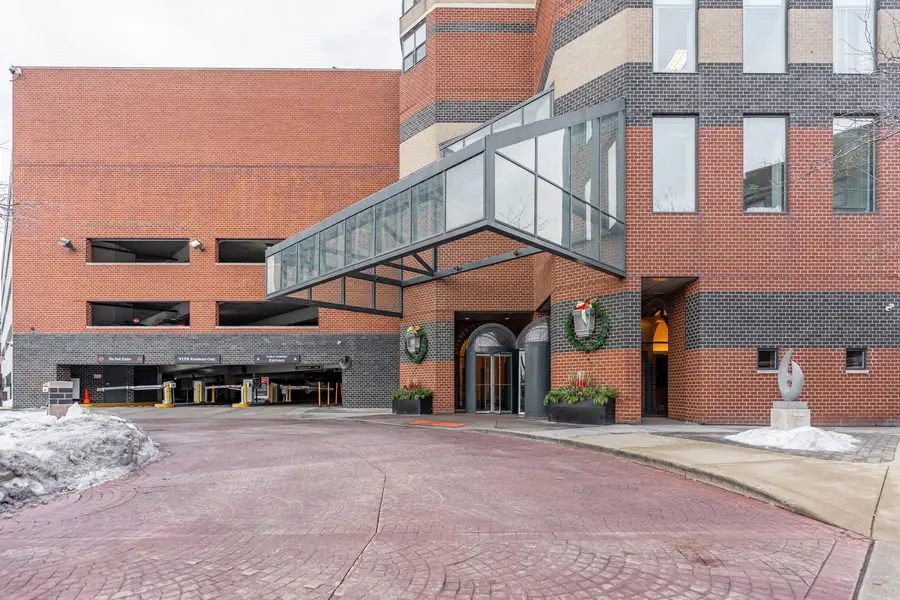 Address Withheld By Seller, Chicago, IL 60613 - Image #2