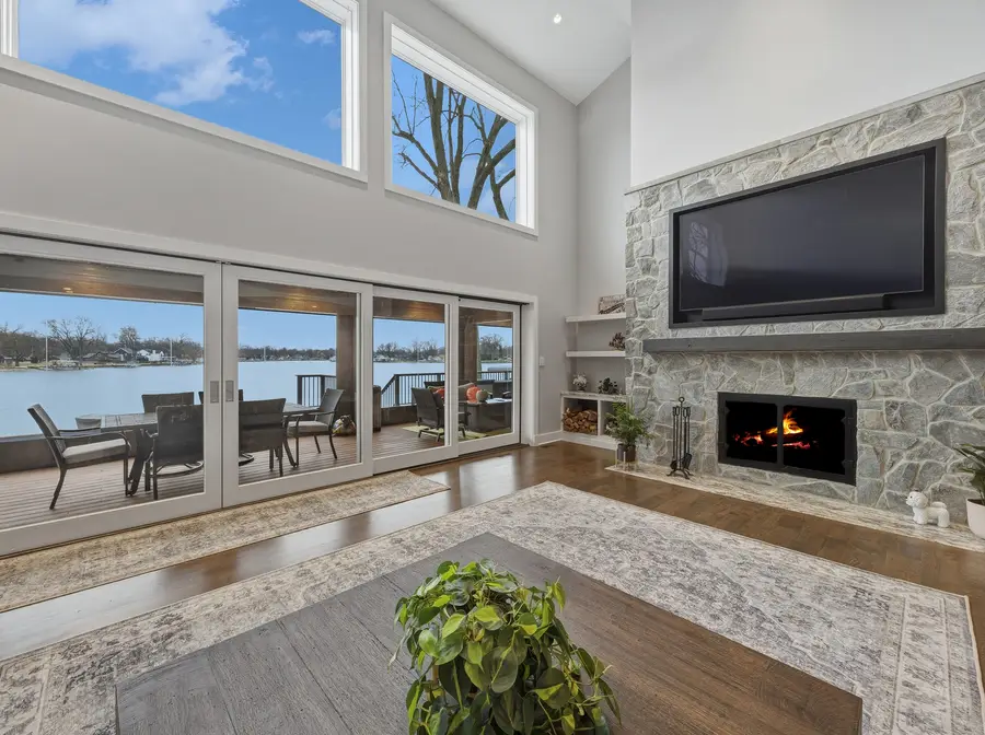 2323 W Fairview Avenue, Johnsburg, IL 60051 - #3