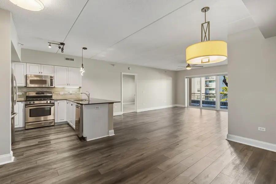 1 S Lincoln Avenue #206, Lombard, IL 60148 - Image #3