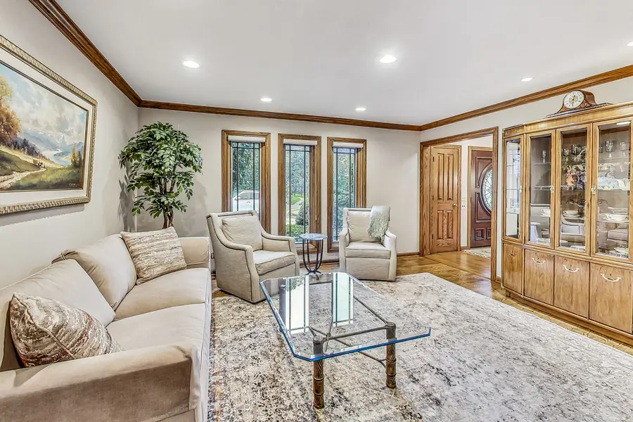 6425 N Tower Court, Lincolnwood, IL 60712 - Image #3