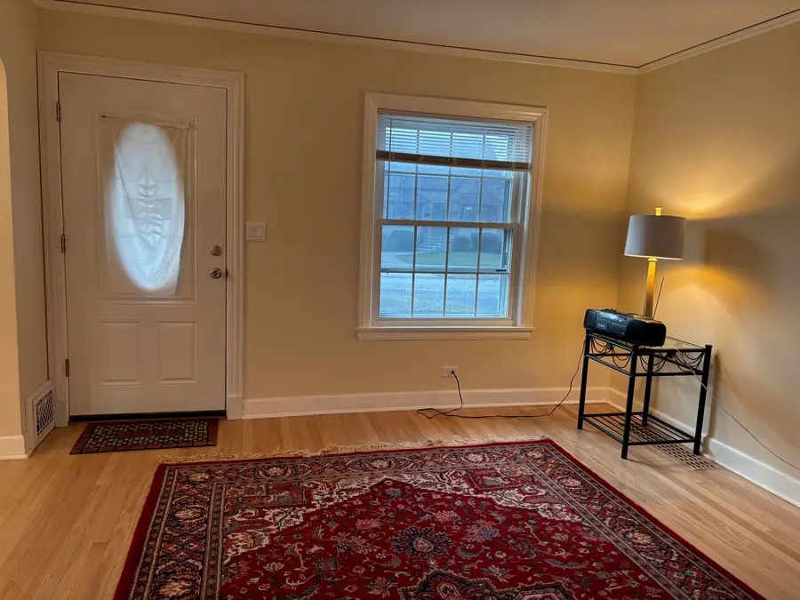 2003 S Newton Avenue, Park Ridge, IL 60068 - Image #2