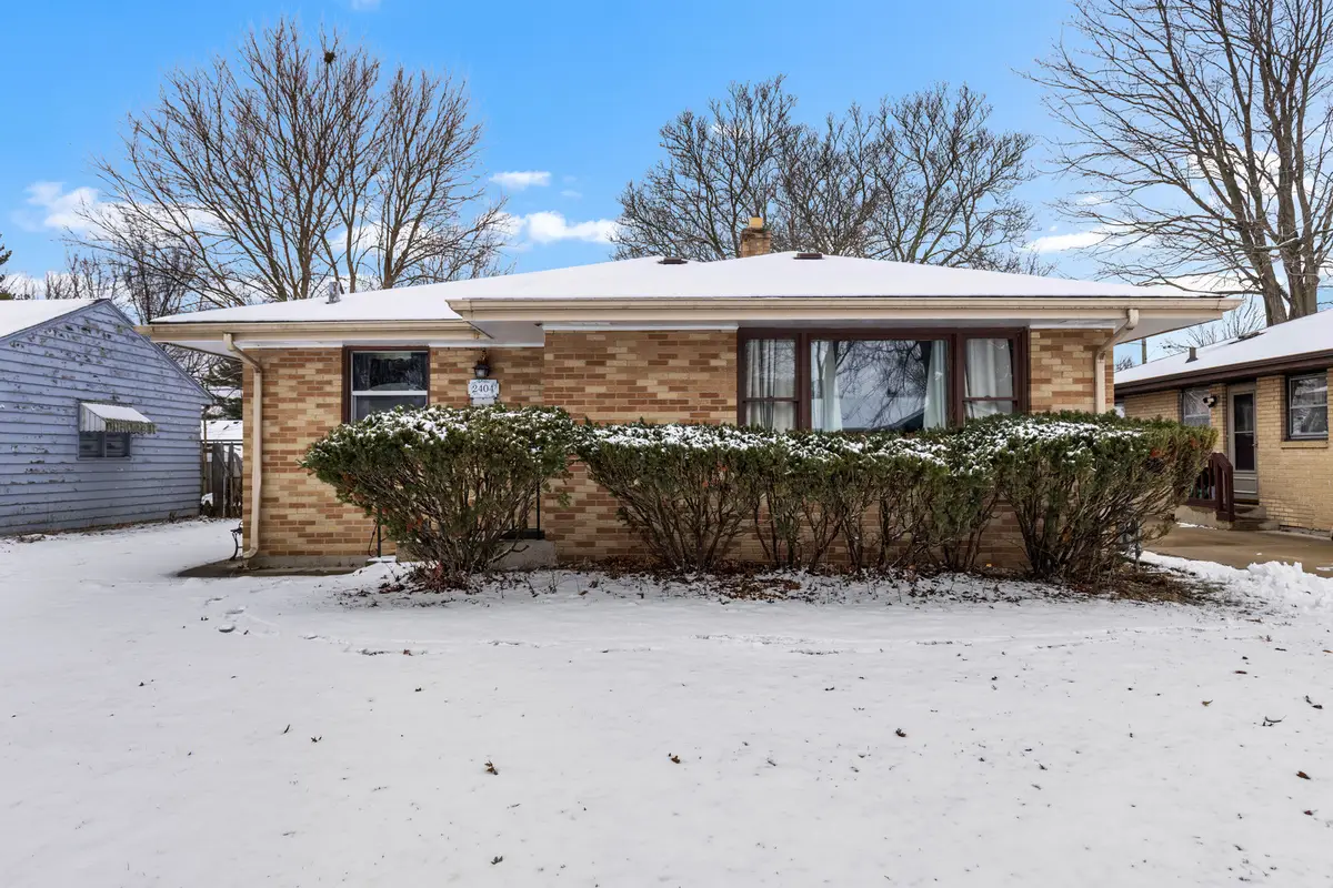 2404 Glenwood Avenue, Rockford, IL 61103 - Image #1
