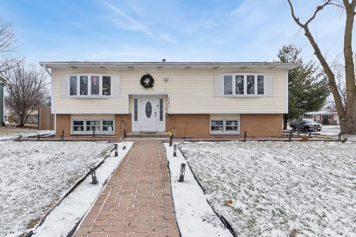 341 Woodlyn Drive, Aurora, IL 60505 - Image #1