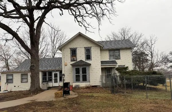 37390 N Dilley's Road, Wadsworth, IL 60083