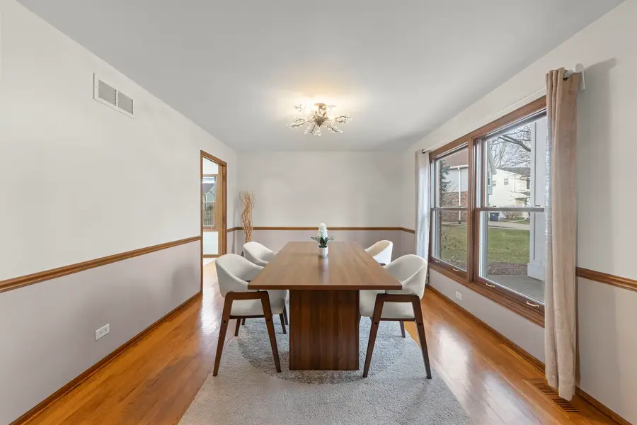 1125 Huntleigh Drive, Naperville, IL 60540 - Image #3