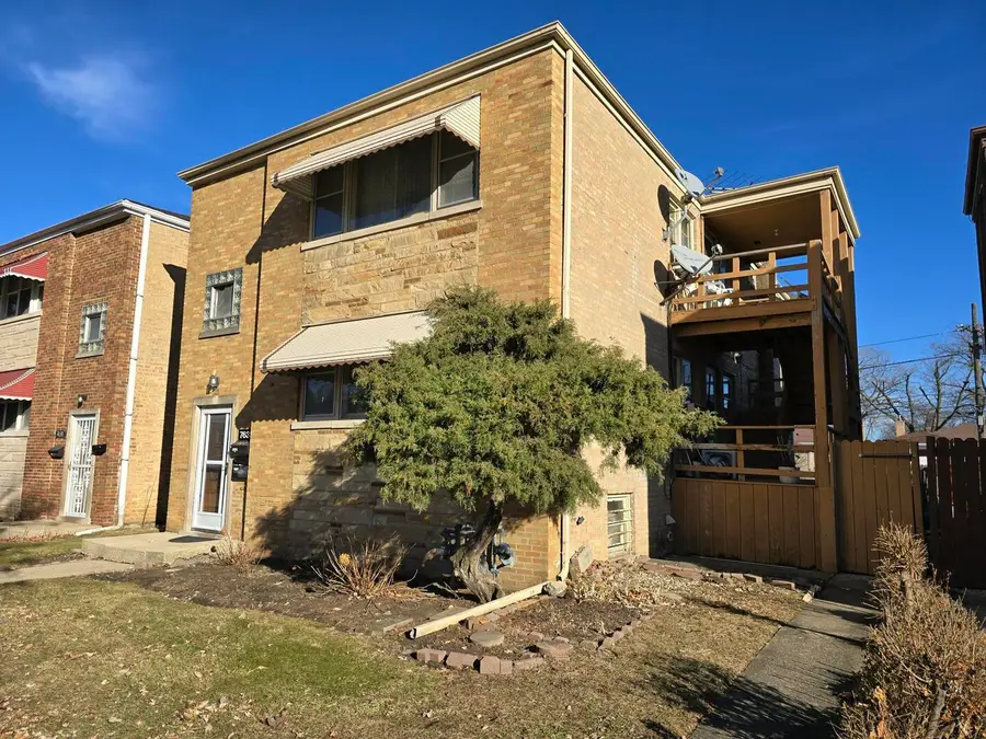 7631 N Knox Avenue, Skokie, IL 60076 - Image #3