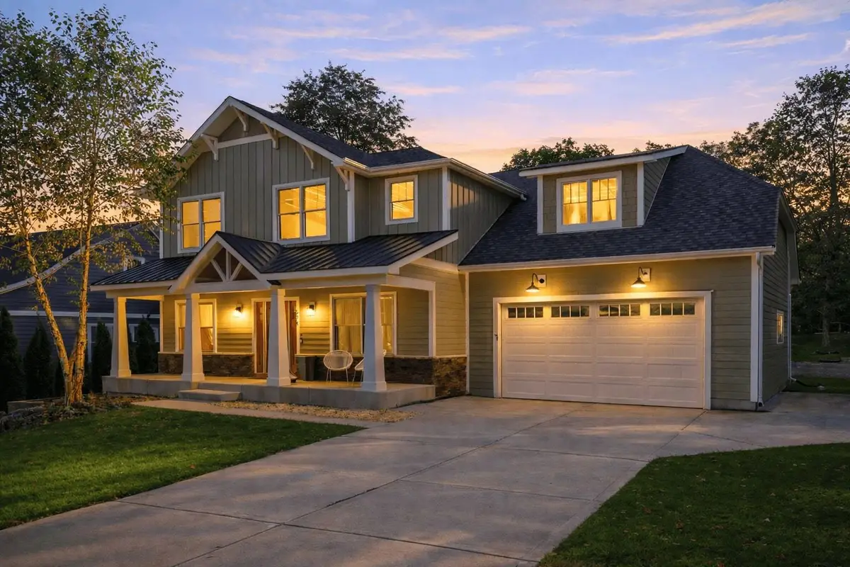 694 Hart Road, Batavia, IL 60510 - #1