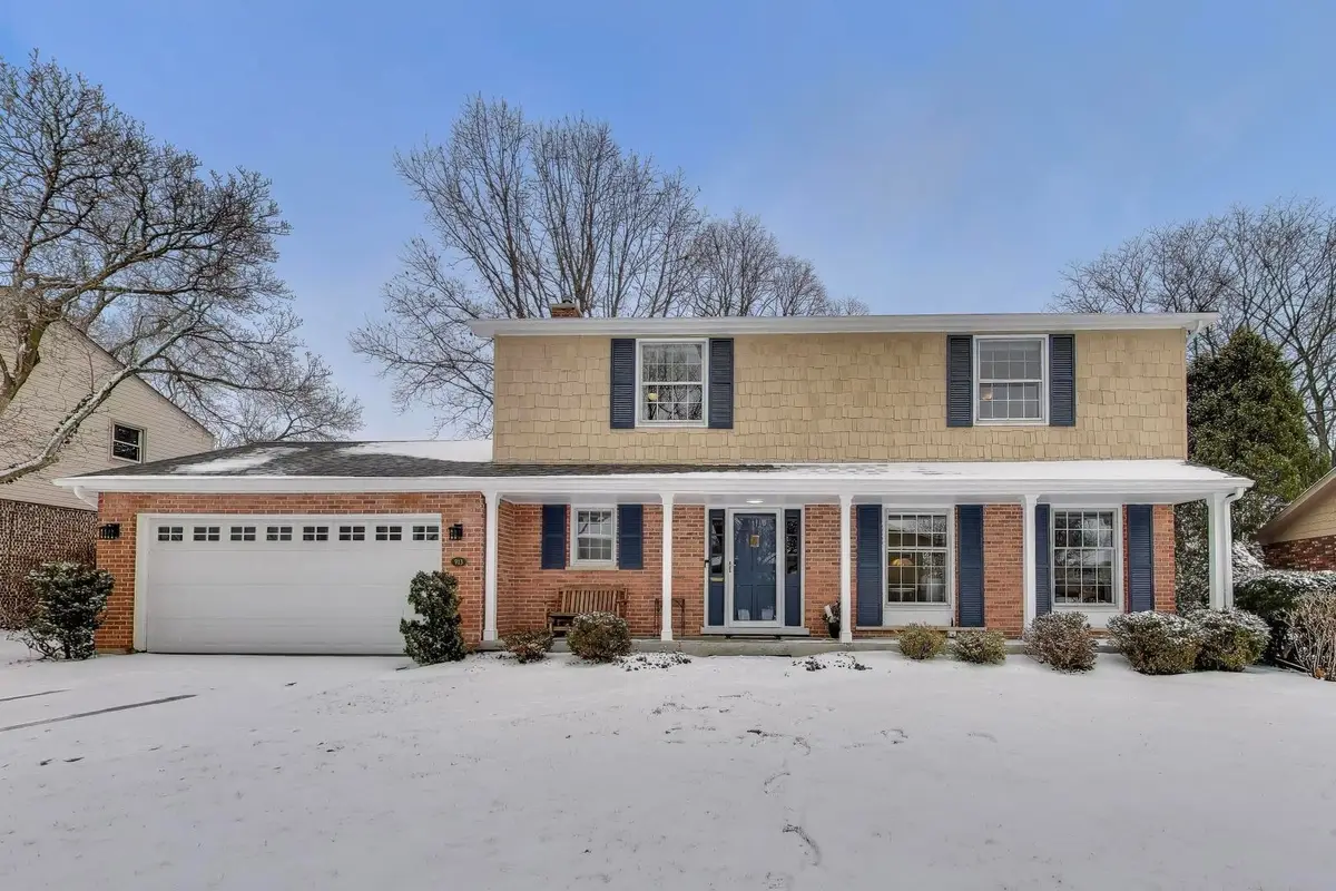 913 N Arrowhead Drive, Palatine, IL 60074 - Image #1