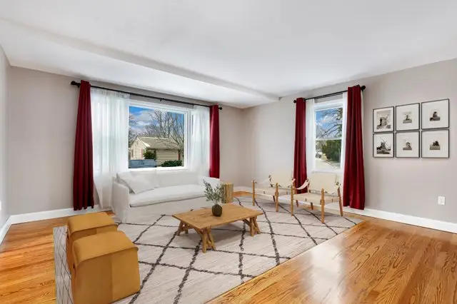 132 N Tetrault Avenue, Bourbonnais, IL 60914 - Image #2