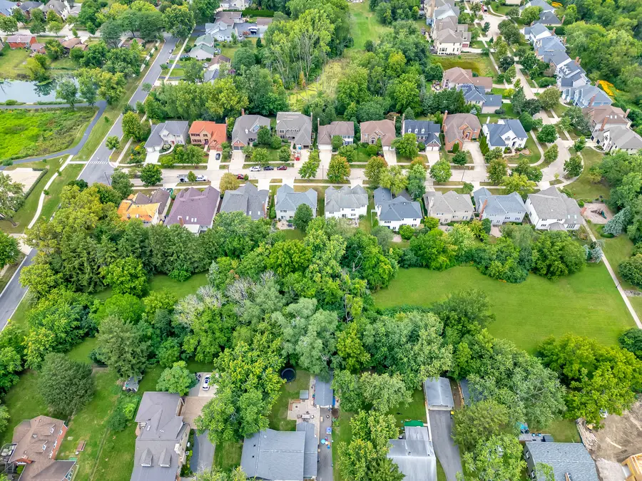 5725 S Wilmette Avenue, Westmont, IL 60559 - #2