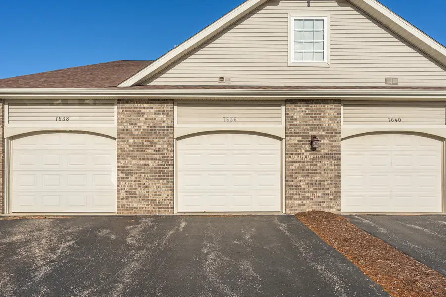 7636 Creek Bend #7636, Rockford, IL 61114 - Image #2