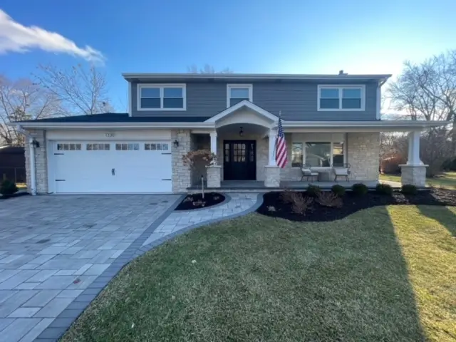 1330 S Ridge Avenue, Arlington Heights, IL 60005 - #2