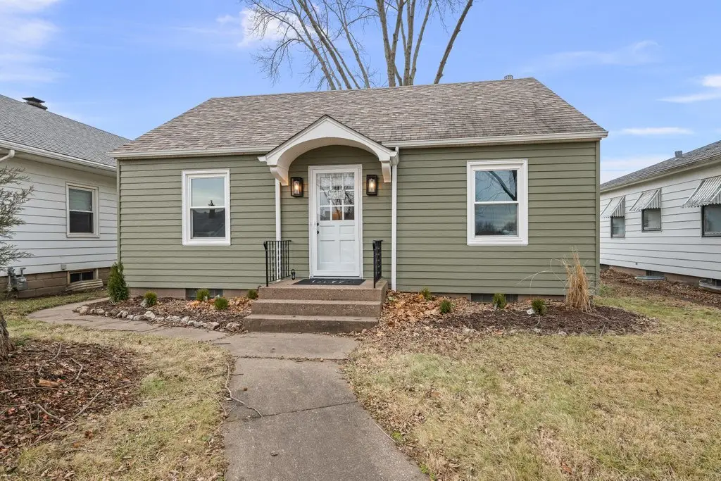 2036 46th Street, Rock Island, IL 61201 - Image #1