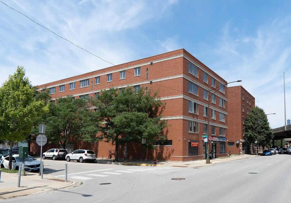 2734 S Wentworth Avenue, Chicago, IL 60616 - Image #1