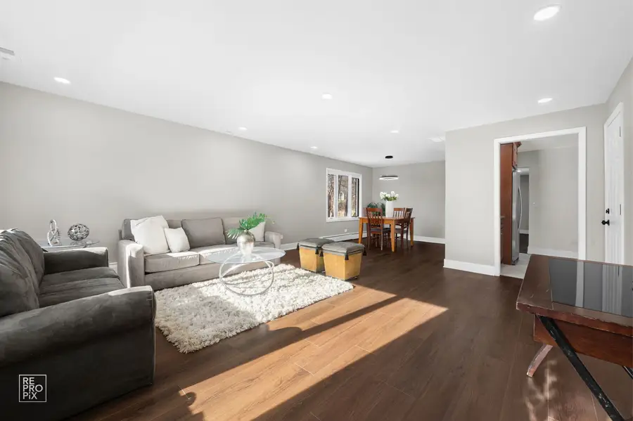 2072 Palatine Road, Inverness, IL 60067 - Image #3