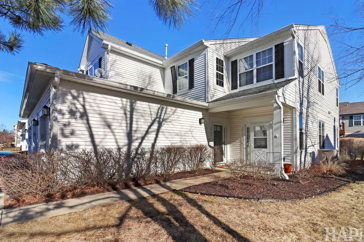 2947 Falling Waters Drive, Lindenhurst, IL 60046 - Image #1