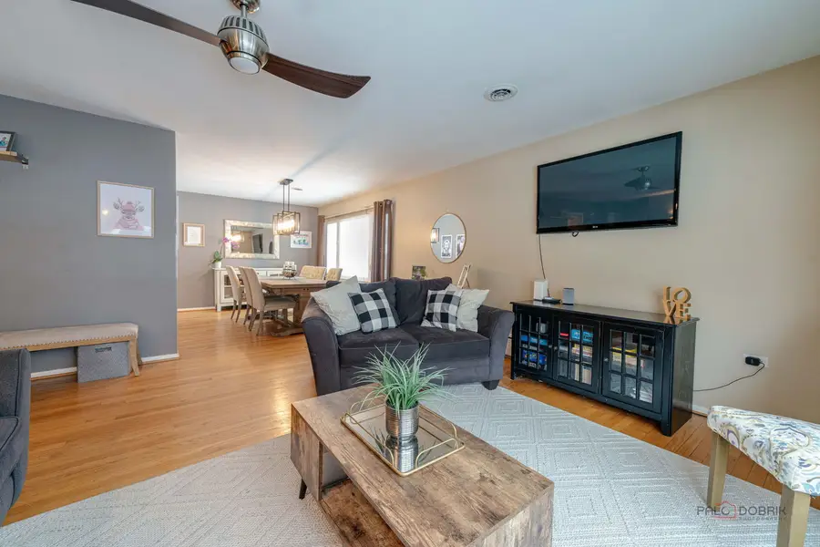 525 Ash Street, Libertyville, IL 60048 - Image #3