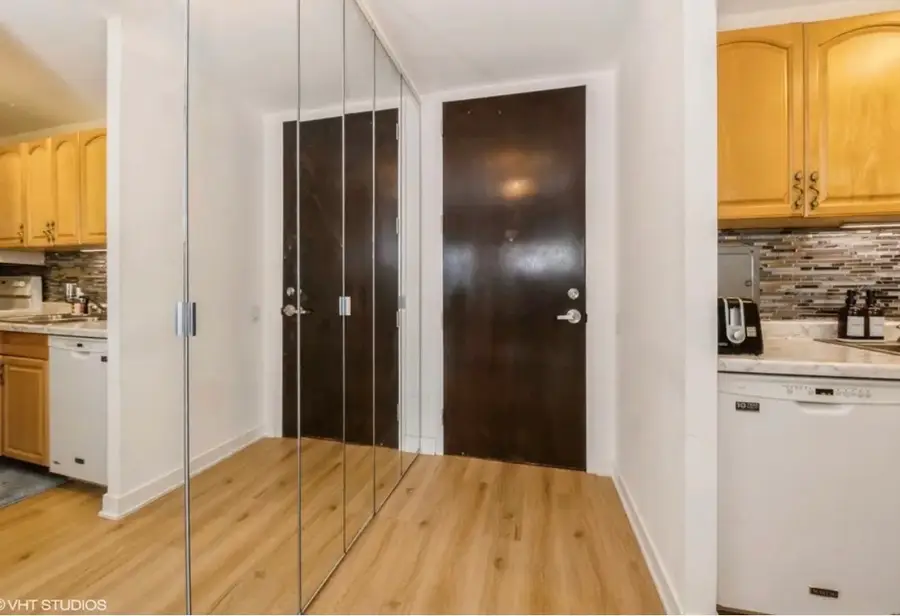 Address Withheld By Seller, Chicago, IL 60611 - Image #3