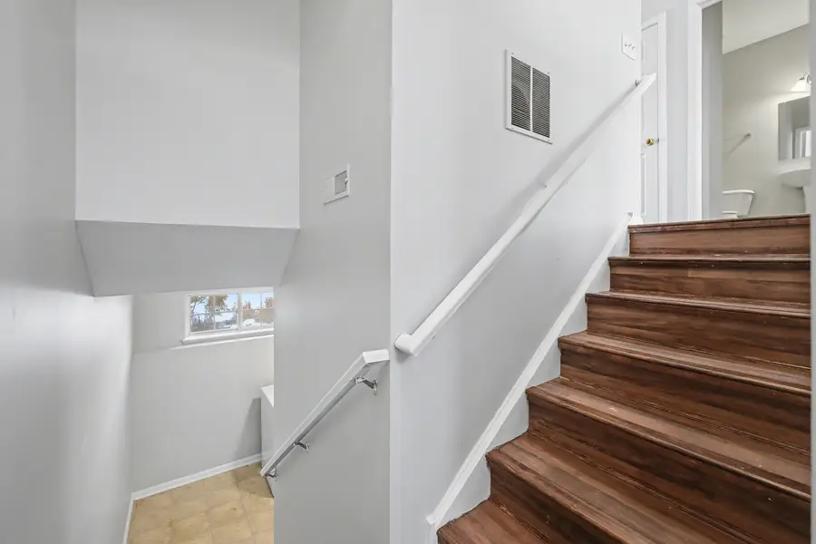 1823 Indian Hill Lane, Aurora, IL 60503 - Image #2