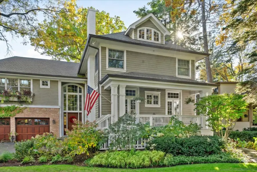 611 Elmwood Avenue, Wilmette, IL 60091 - Image #2