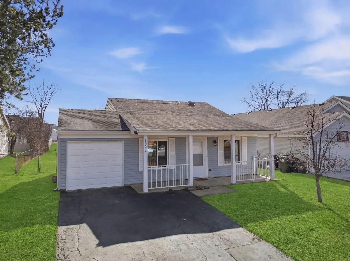 1328 Big Horn Trail, Carol Stream, IL 60188 - #1