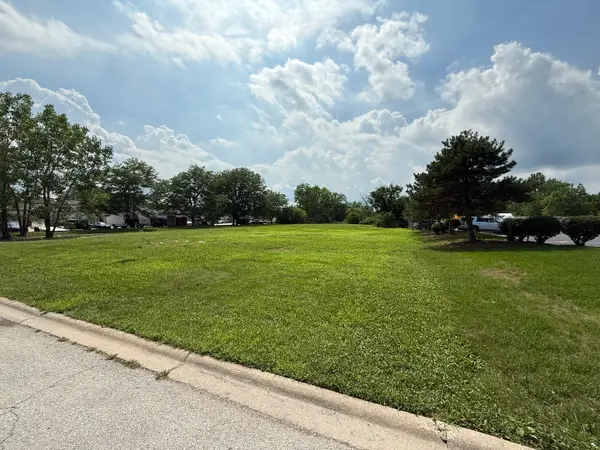 16230 S 107th Avenue, Orland Park, IL 60467