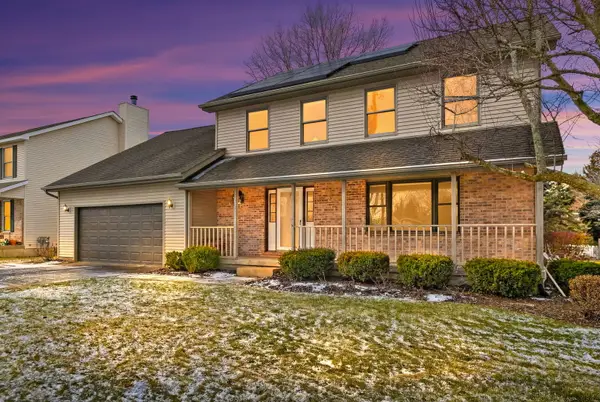 1205 1st Street S, DeKalb, IL 60115